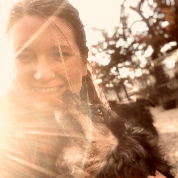 Meet your Posher, Amanda - Picture 1 of 1